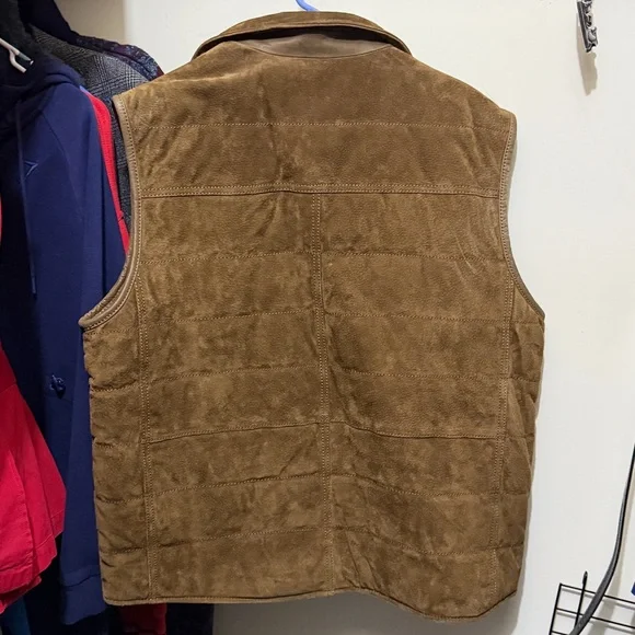 Roundtree & Yorke Tan leather Suede Vest